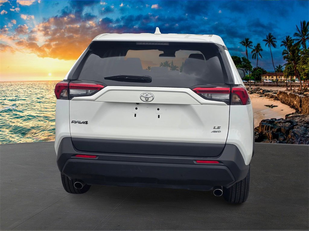 Used 2024 Toyota RAV4 LE image 6