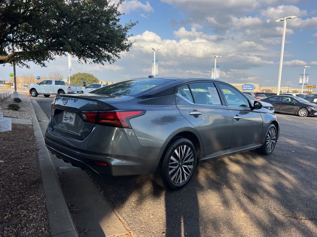 Used 2023 Nissan Altima 2.5 SV image 7