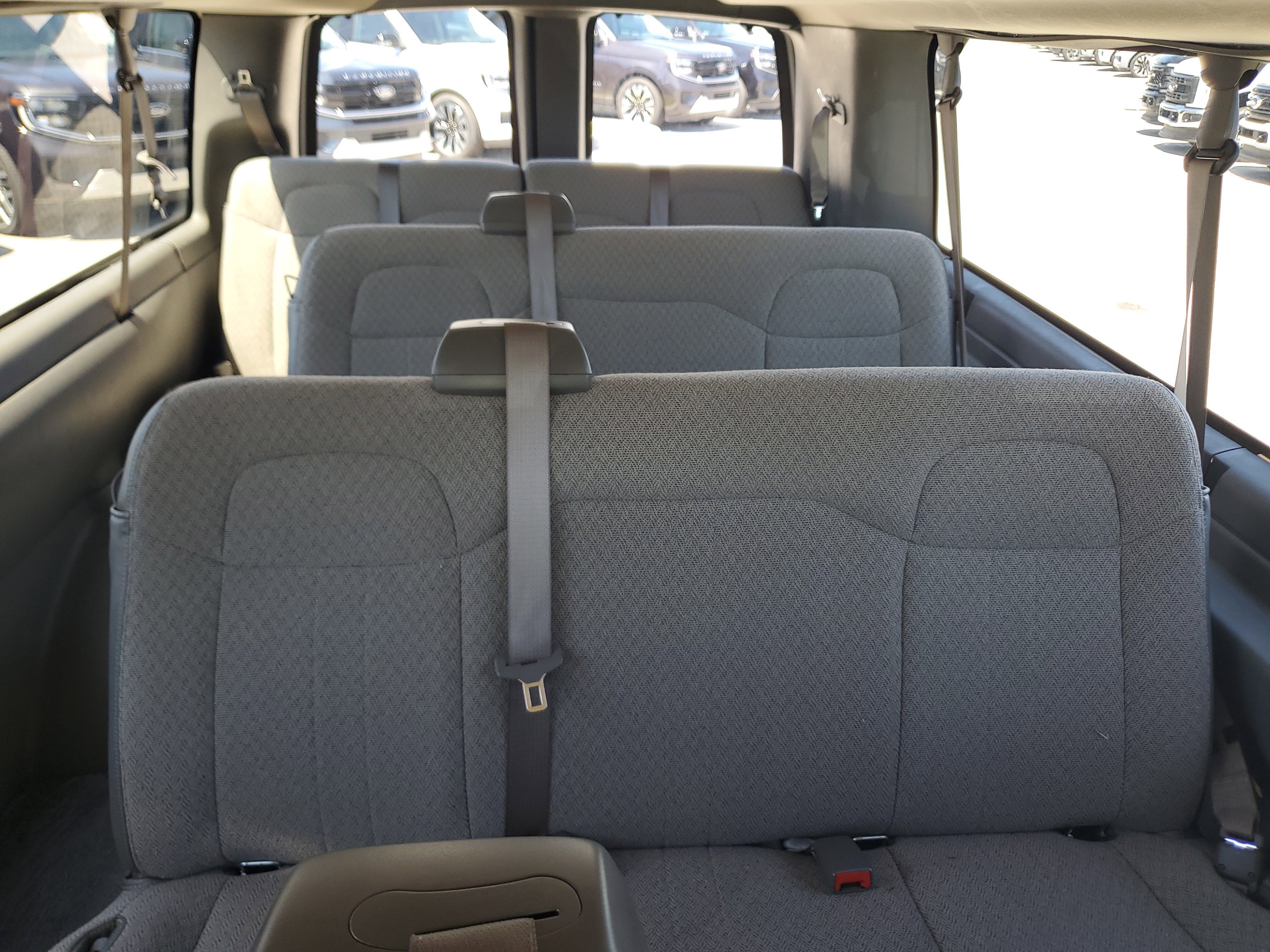 Used 2025 Chevrolet Express 3500 LT w/ LT Preferred Equipment Group RWD image 14