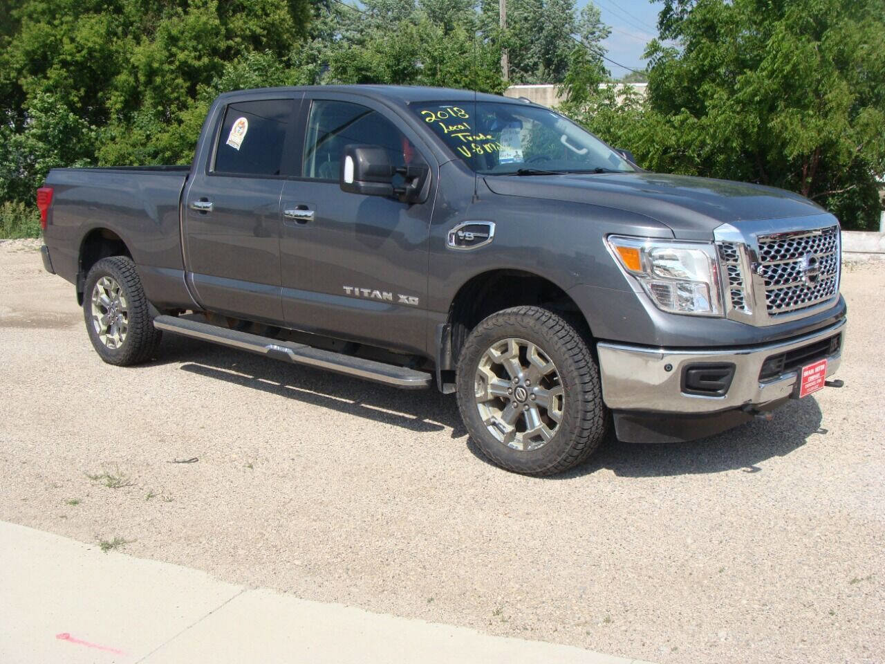 Used 2018 Nissan Titan SV w/ SV Convenience Package image 17