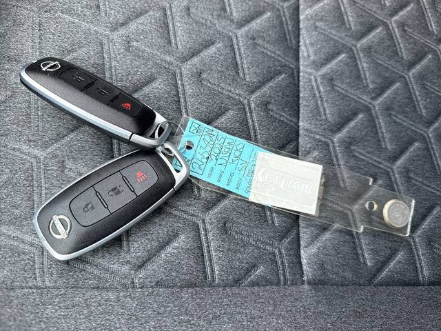 Certified 2025 Nissan Kicks SV w/ Charging Package FWD image 29