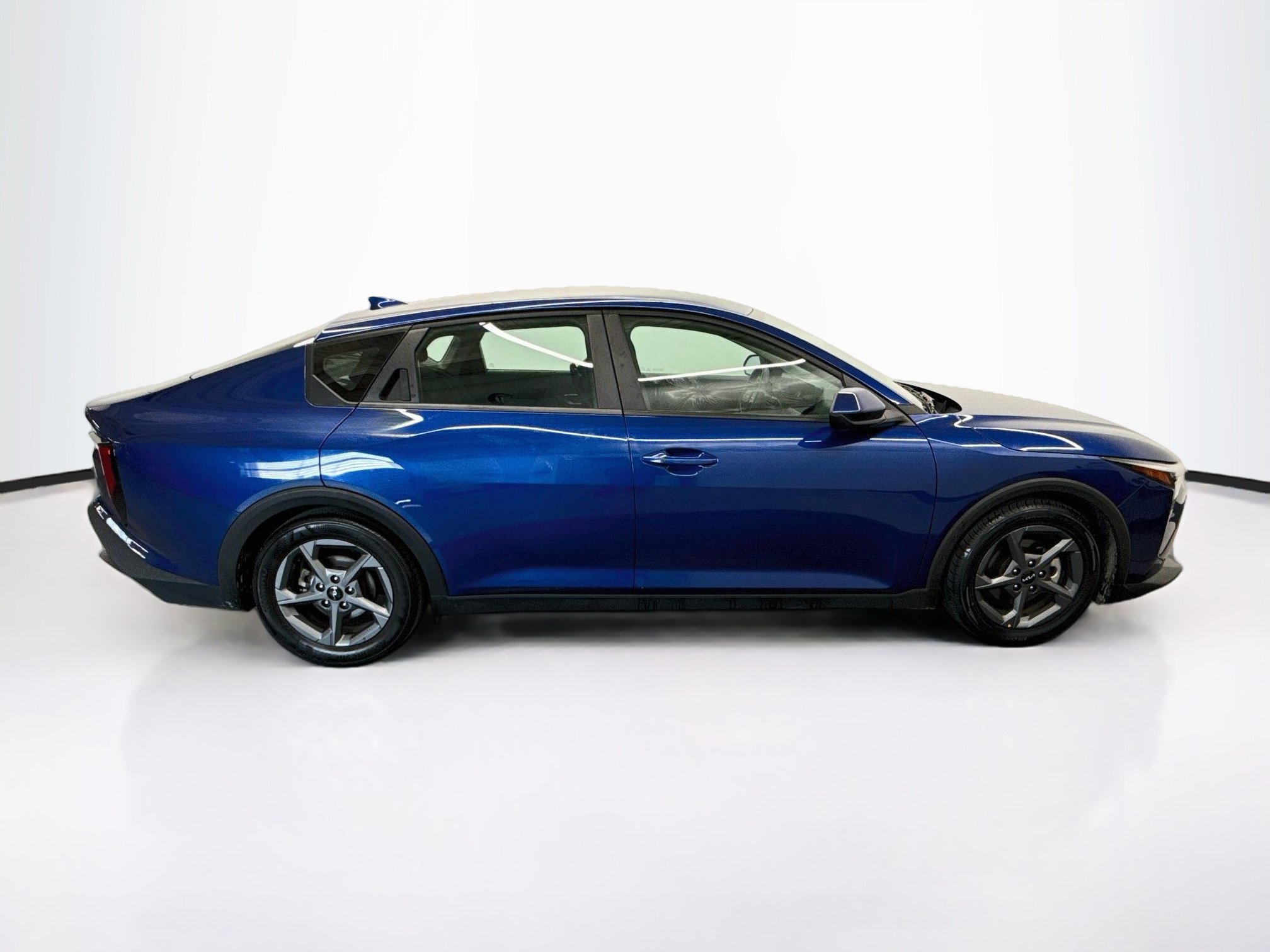 Used 2025 Kia K4 FWD image 10
