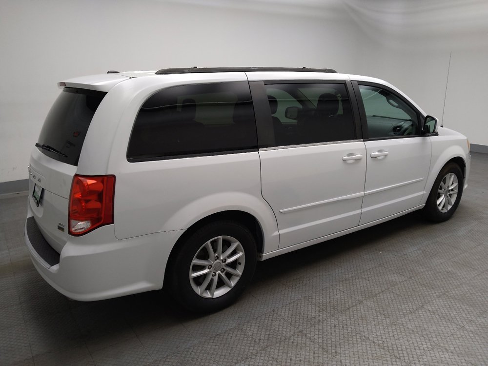 Used 2016 Dodge Grand Caravan SXT FWD image 10