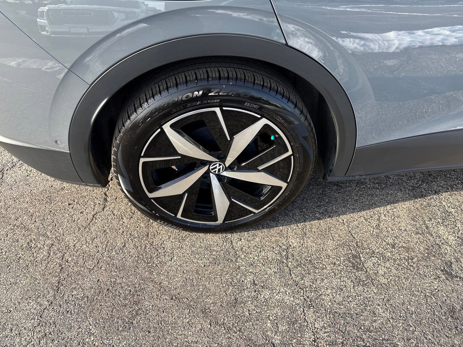 Used 2024 Volkswagen ID.4 Pro S image 32