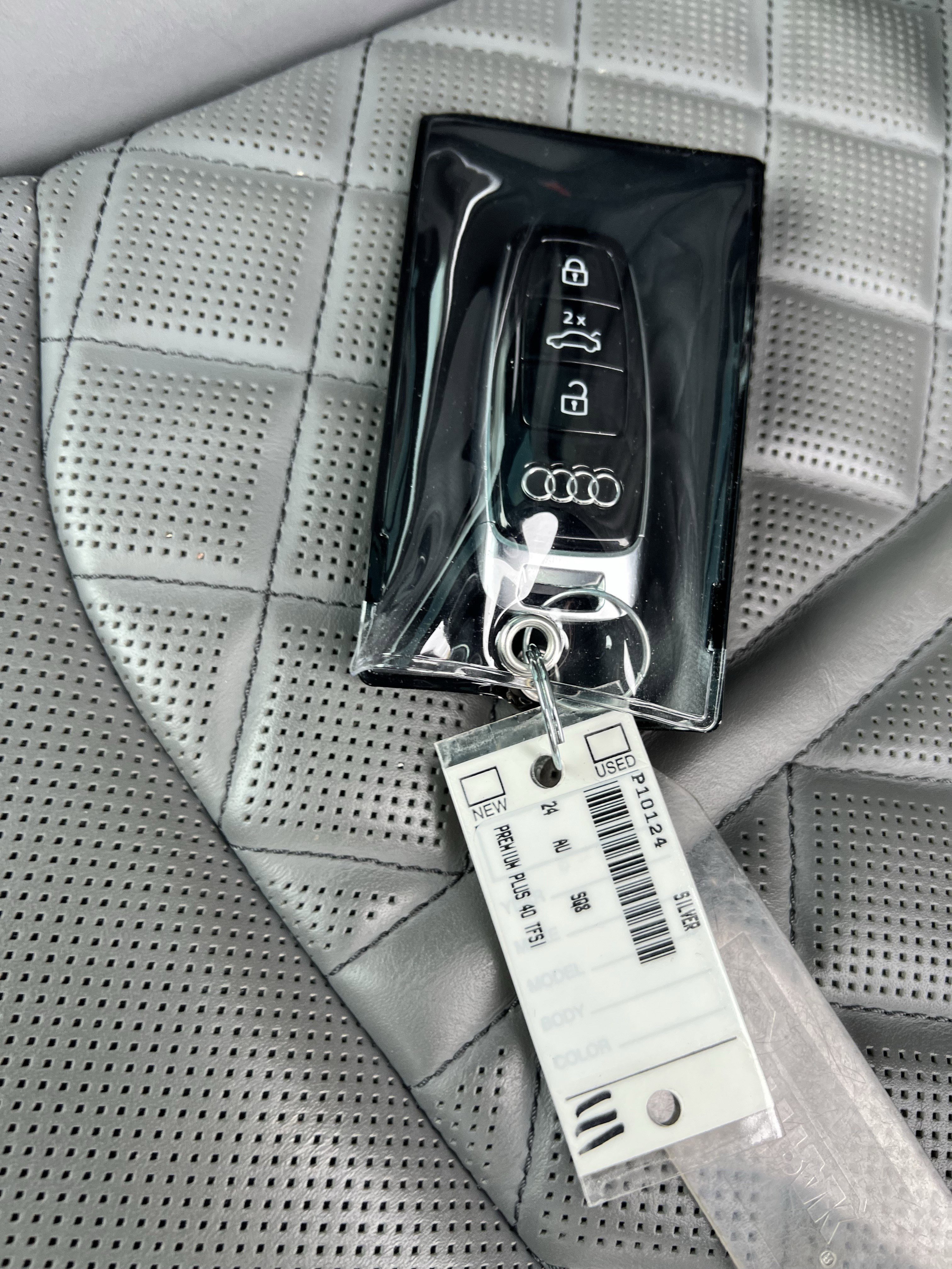 Used 2024 Audi SQ8 Premium Plus image 38