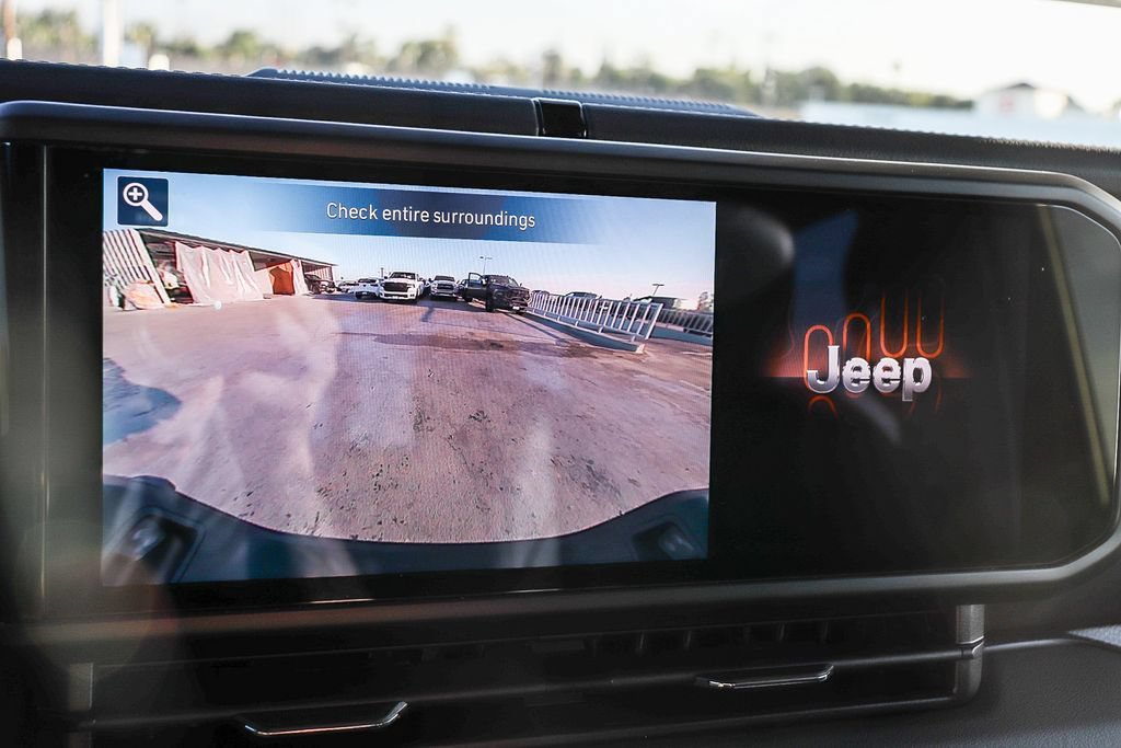 New 2026 Jeep Gladiator Sport AWD/4WD image 29
