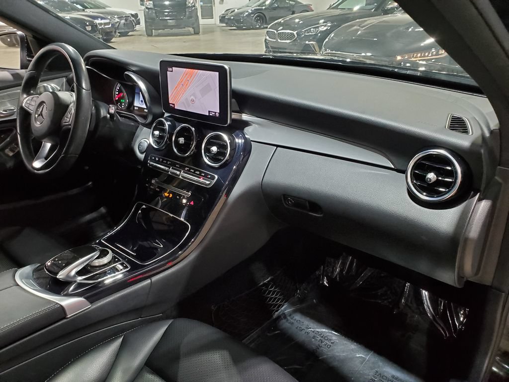 Used 2018 Mercedes-Benz C 300 Sedan image 14