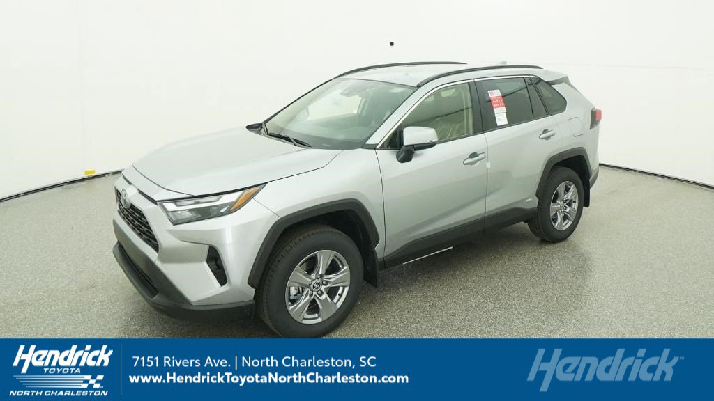 New 2025 Toyota RAV4 XLE