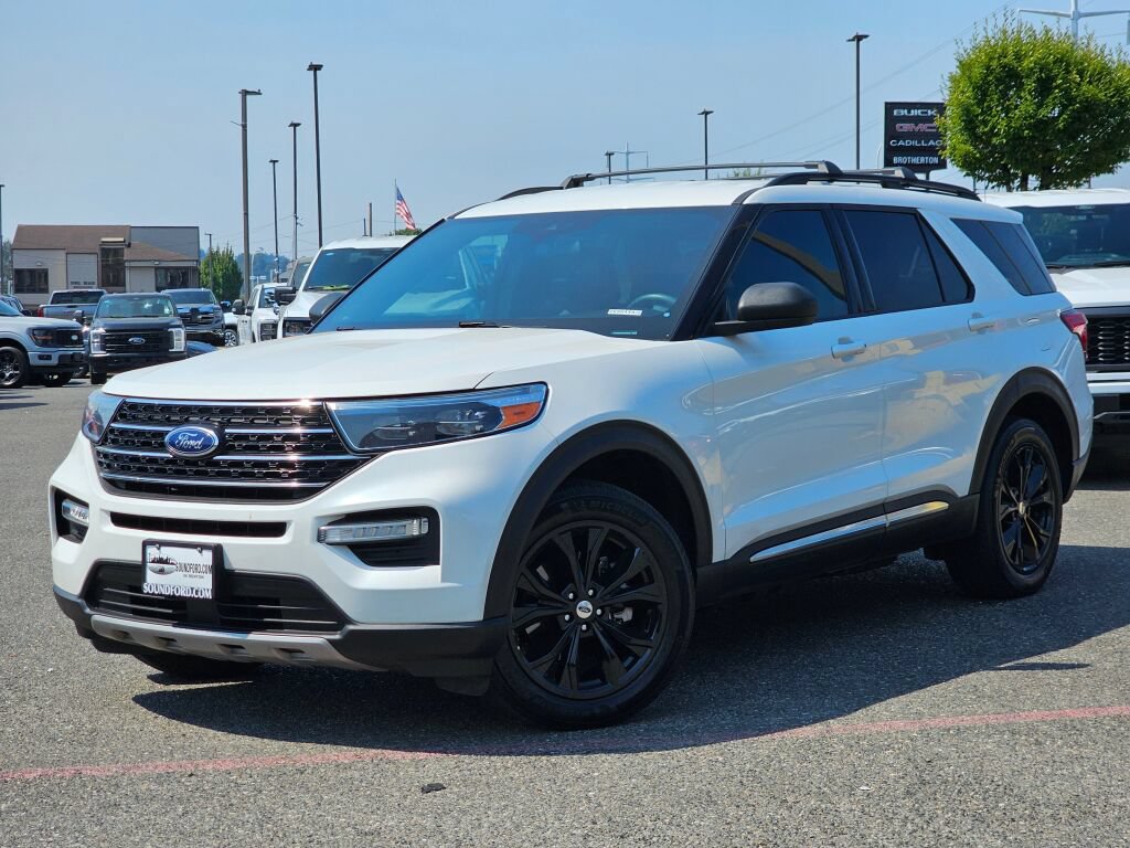 Used 2020 Ford Explorer XLT w/ Equipment Group 202A AWD/4WD image 1