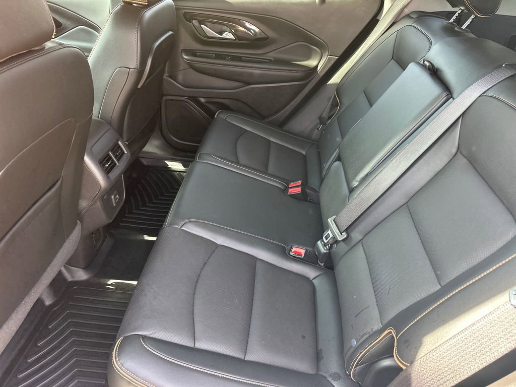 Used 2024 GMC Terrain AT4 w/ Infotainment Package II image 20