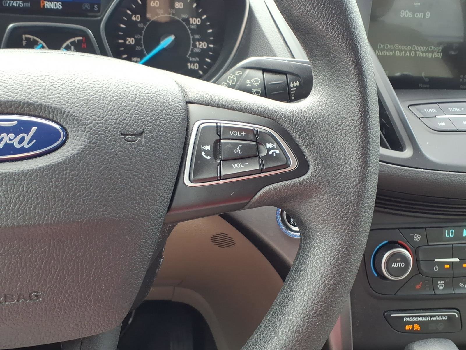 Used 2019 Ford Escape SE image 20