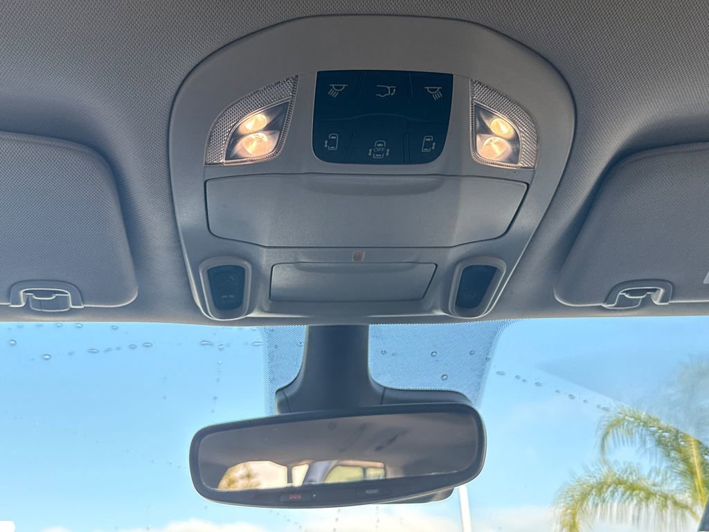 Certified 2023 Chrysler Pacifica Limited FWD image 24