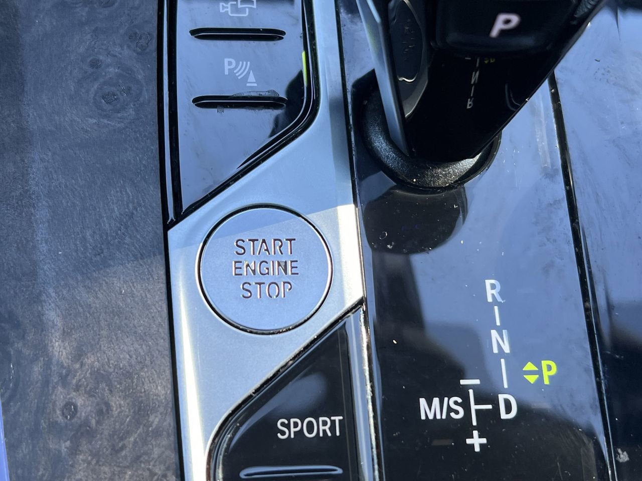 Used 2023 BMW X5 xDrive40i w/ Premium Package image 16