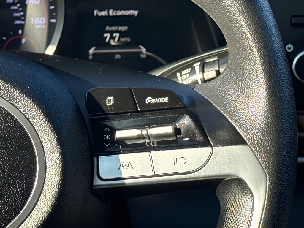 Used 2021 Hyundai Elantra SEL FWD image 15