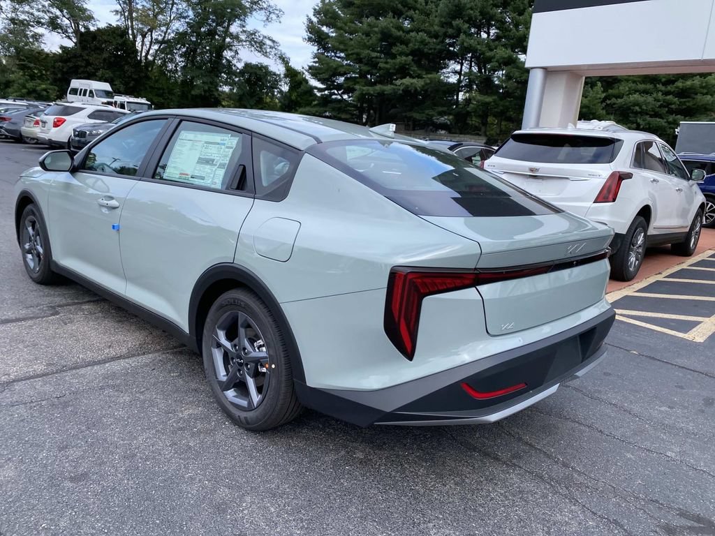 New 2026 Kia K4 FWD image 3