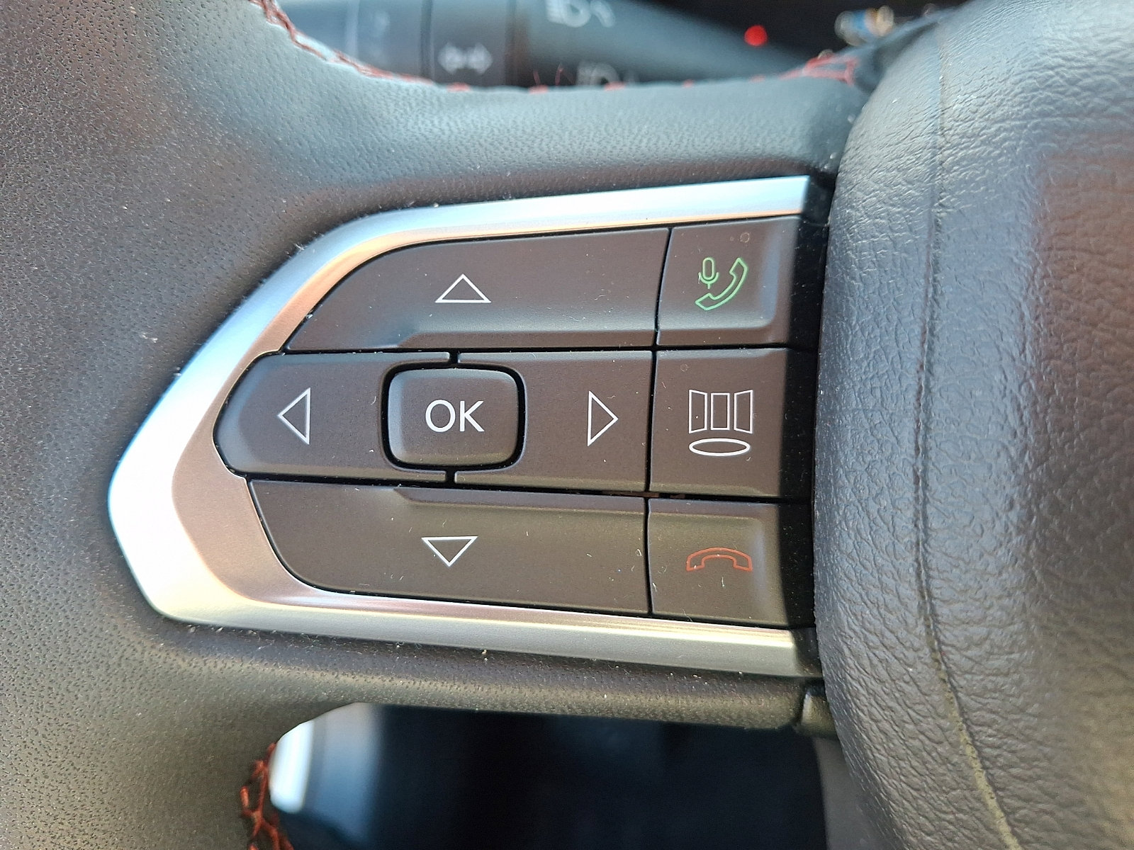 Used 2023 Jeep Compass Trailhawk w/ Trailhawk Elite Group AWD/4WD image 21