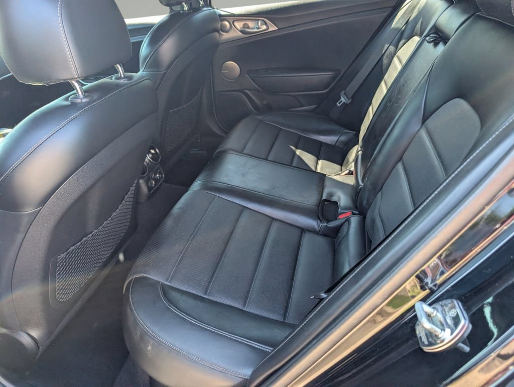 Used 2019 Kia Stinger GT2 AWD/4WD image 14
