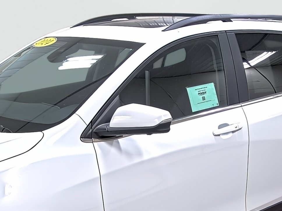 Used 2024 Chevrolet Equinox LT AWD/4WD image 8