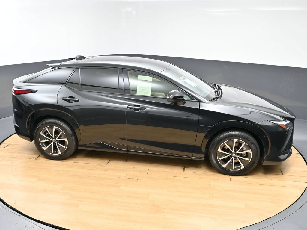 Used 2023 Lexus RZ 450e Premium w/ Technology Package AWD/4WD image 44