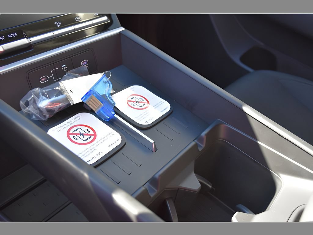 New 2026 Hyundai Santa Fe SE FWD image 26