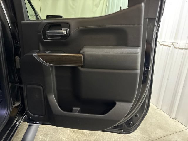 Used 2019 Chevrolet Silverado 1500 LT Trail Boss AWD/4WD image 16