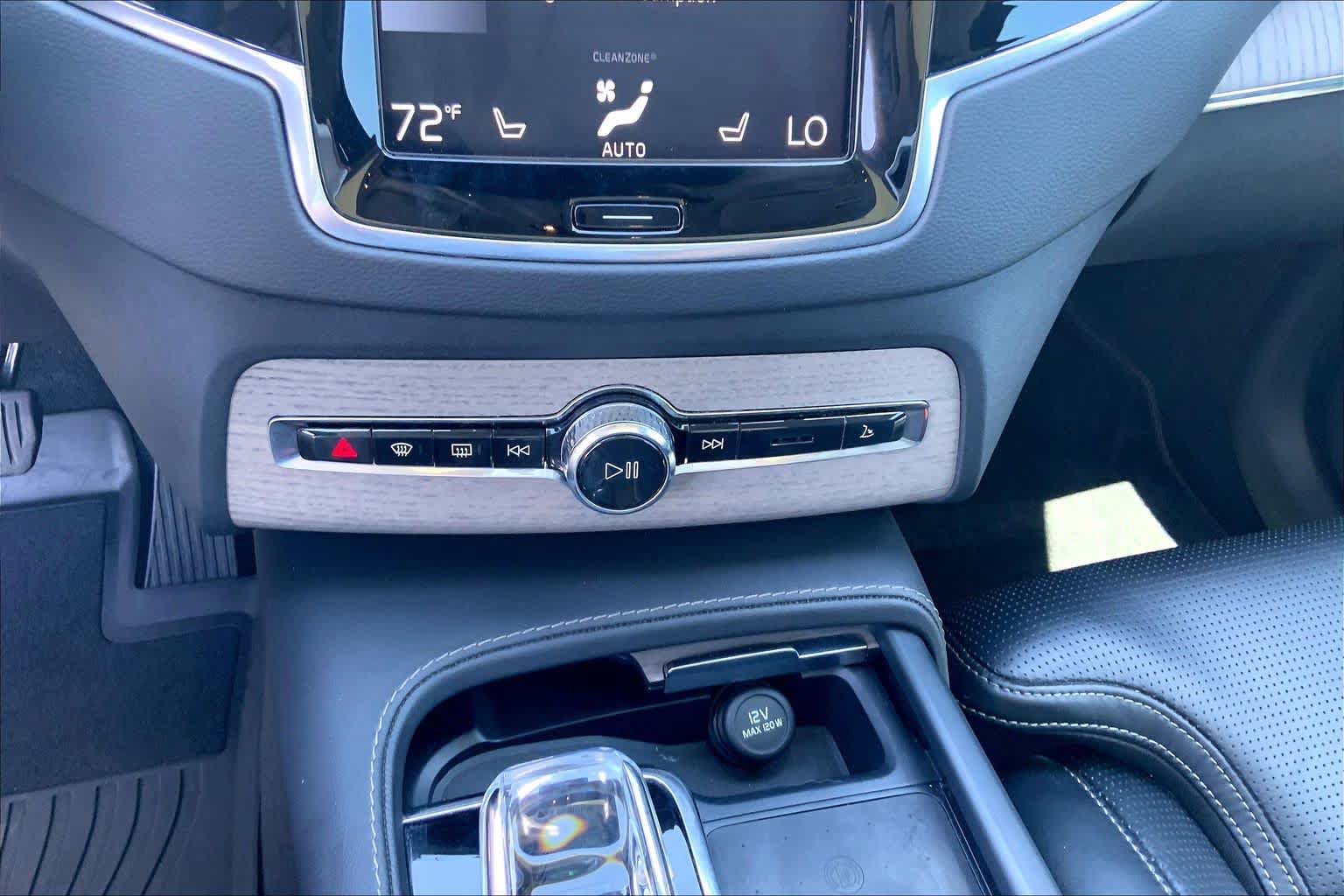Used 2021 Volvo XC90 T8 Inscription w/ Lounge Package AWD/4WD image 33