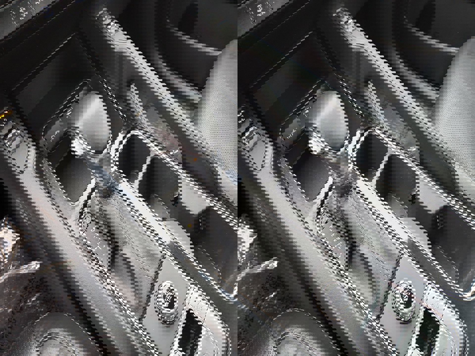 Used 2020 Kia Telluride S w/ S 8 Passenger Seating Package image 21