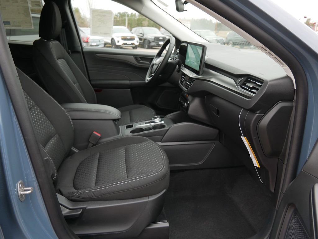 New 2026 Ford Escape Active w/ Tech Pack #1 AWD/4WD image 12