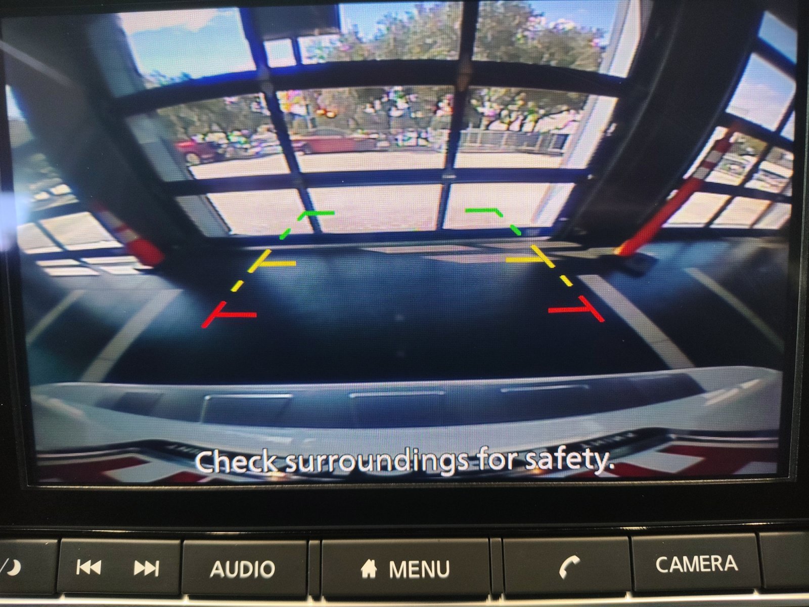 Used 2025 Nissan Rogue SV w/ SV Premium Package FWD image 16