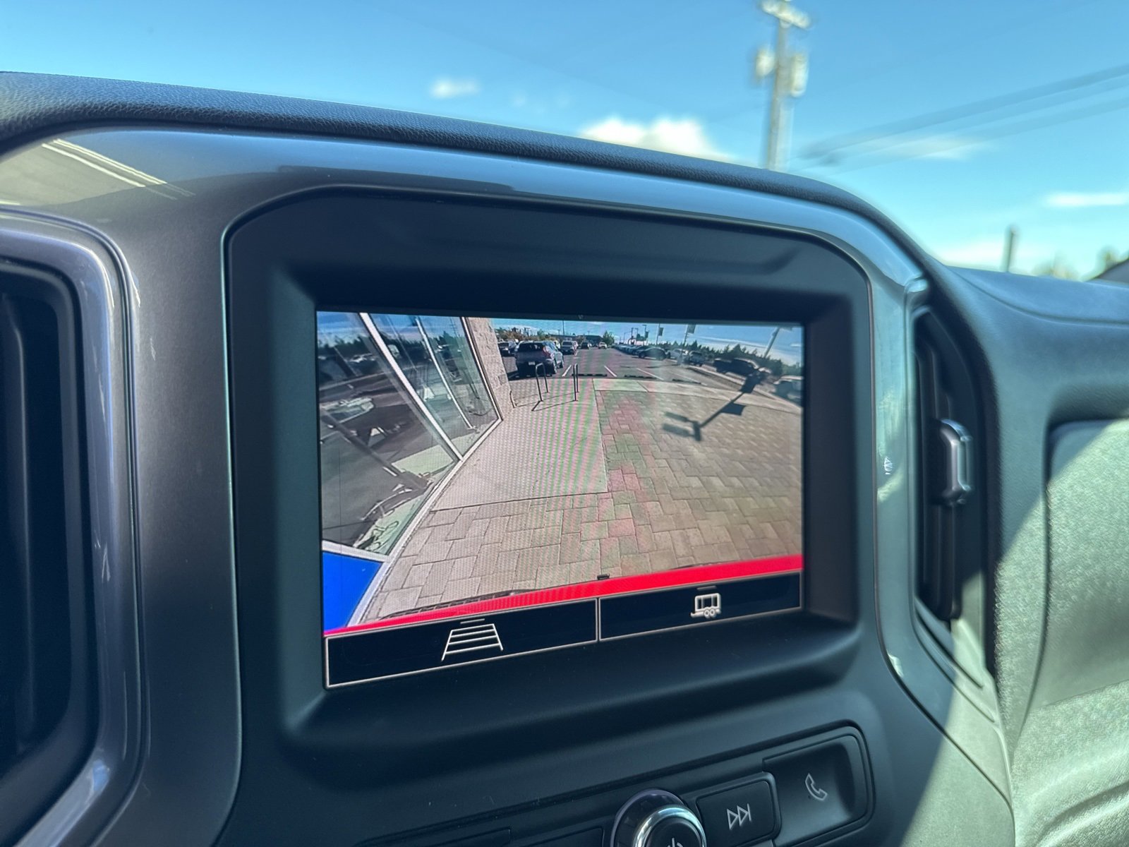 Used 2022 Chevrolet Silverado 1500 Custom Trail Boss image 26