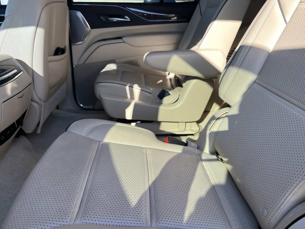 Certified 2021 Cadillac Escalade Premium Luxury w/ Driver Assist Tech Package image 20