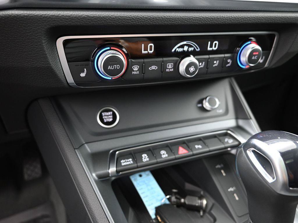 New 2025 Audi Q3 2.0T Premium AWD/4WD image 18