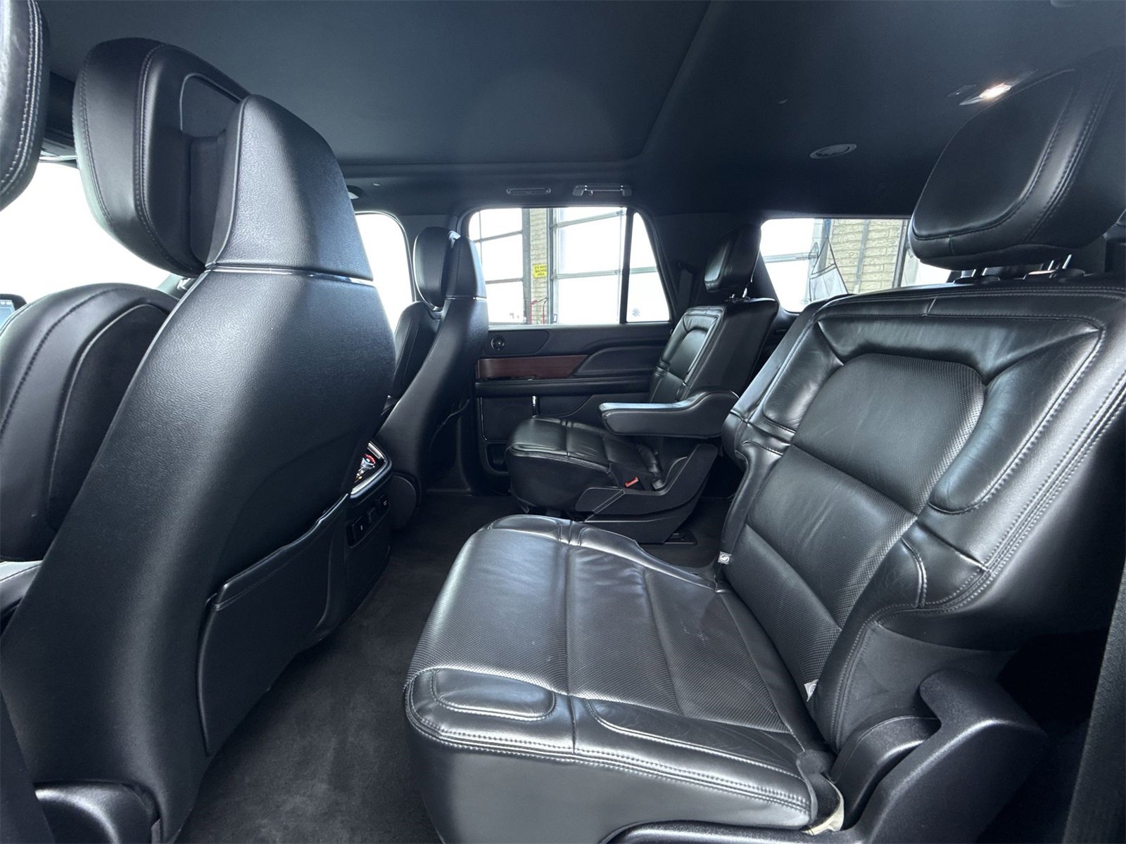 Used 2021 Lincoln Navigator L Reserve image 31