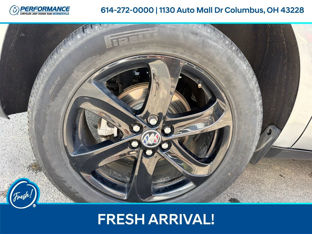Used 2024 Buick Enclave Essence w/ Sport Touring Edition FWD image 25