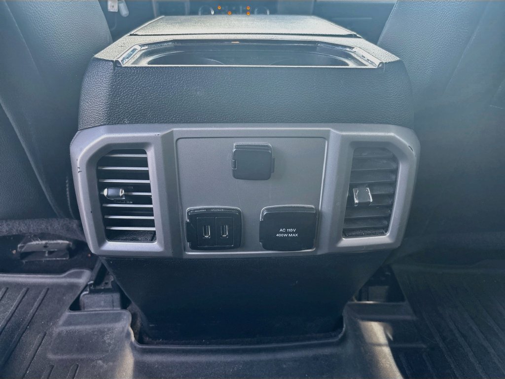 Used 2018 Ford F250 Lariat w/ Lariat Value Package AWD/4WD image 16