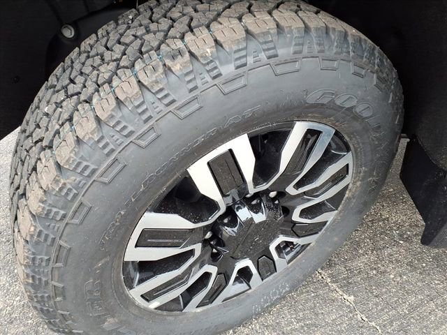 New 2026 GMC Sierra 2500 Denali Ultimate image 15