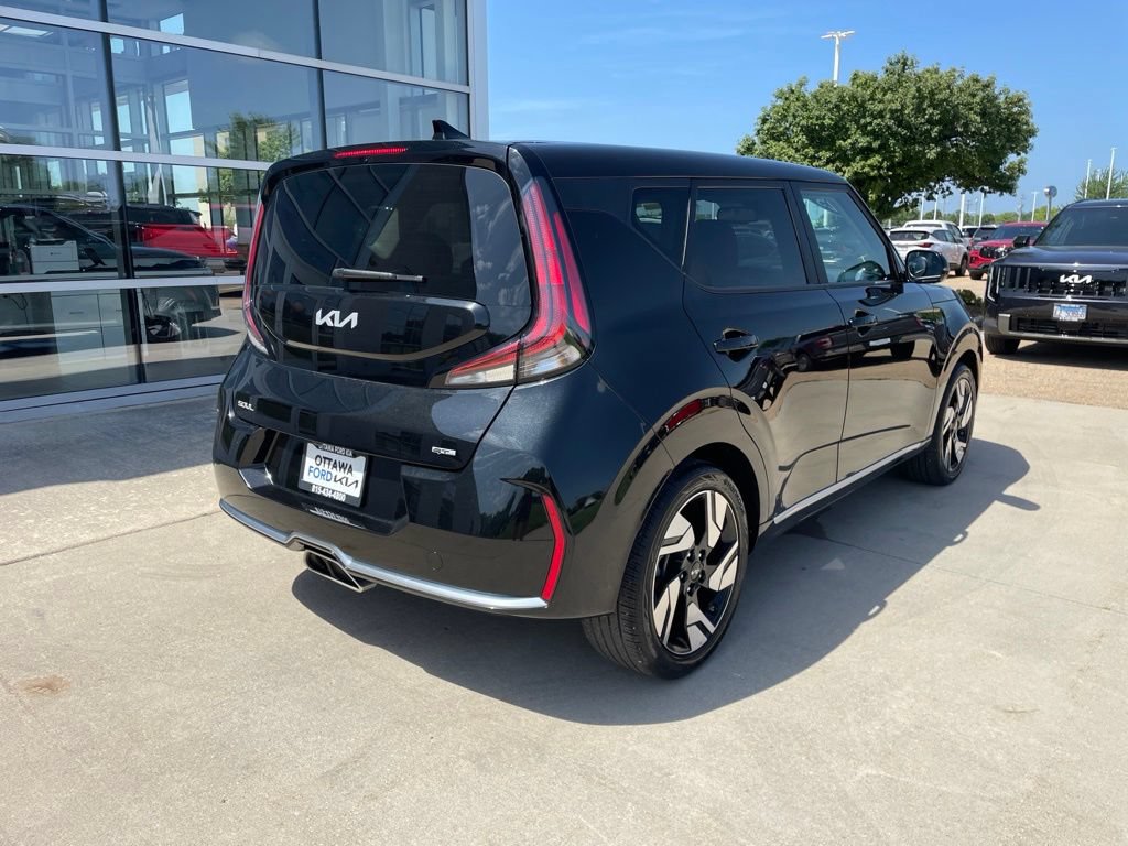Used 2025 Kia Soul GT-Line FWD image 5