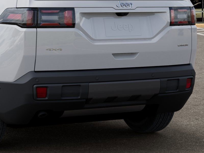 New 2026 Jeep Cherokee Laredo image 13