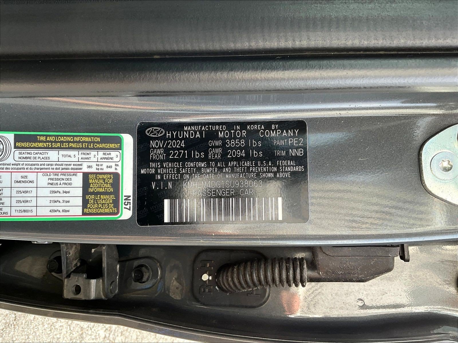 Used 2025 Hyundai Elantra Sport FWD image 18