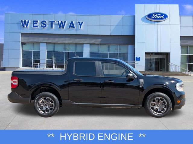 Used 2023 Ford Maverick XLT FWD image 2