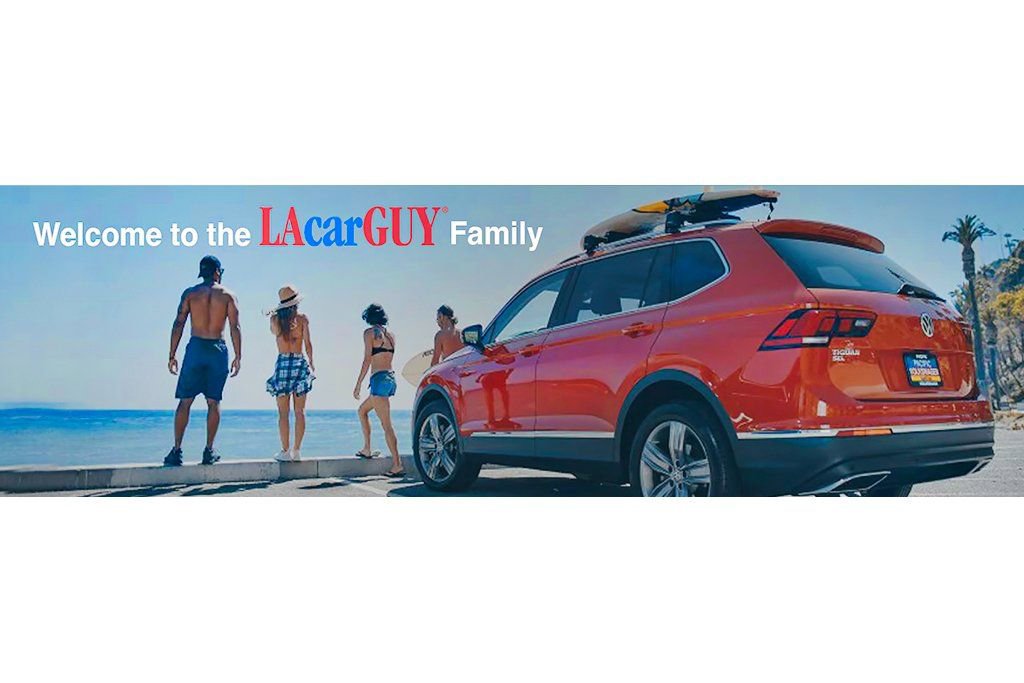 New 2025 Volkswagen GTI SE image 9