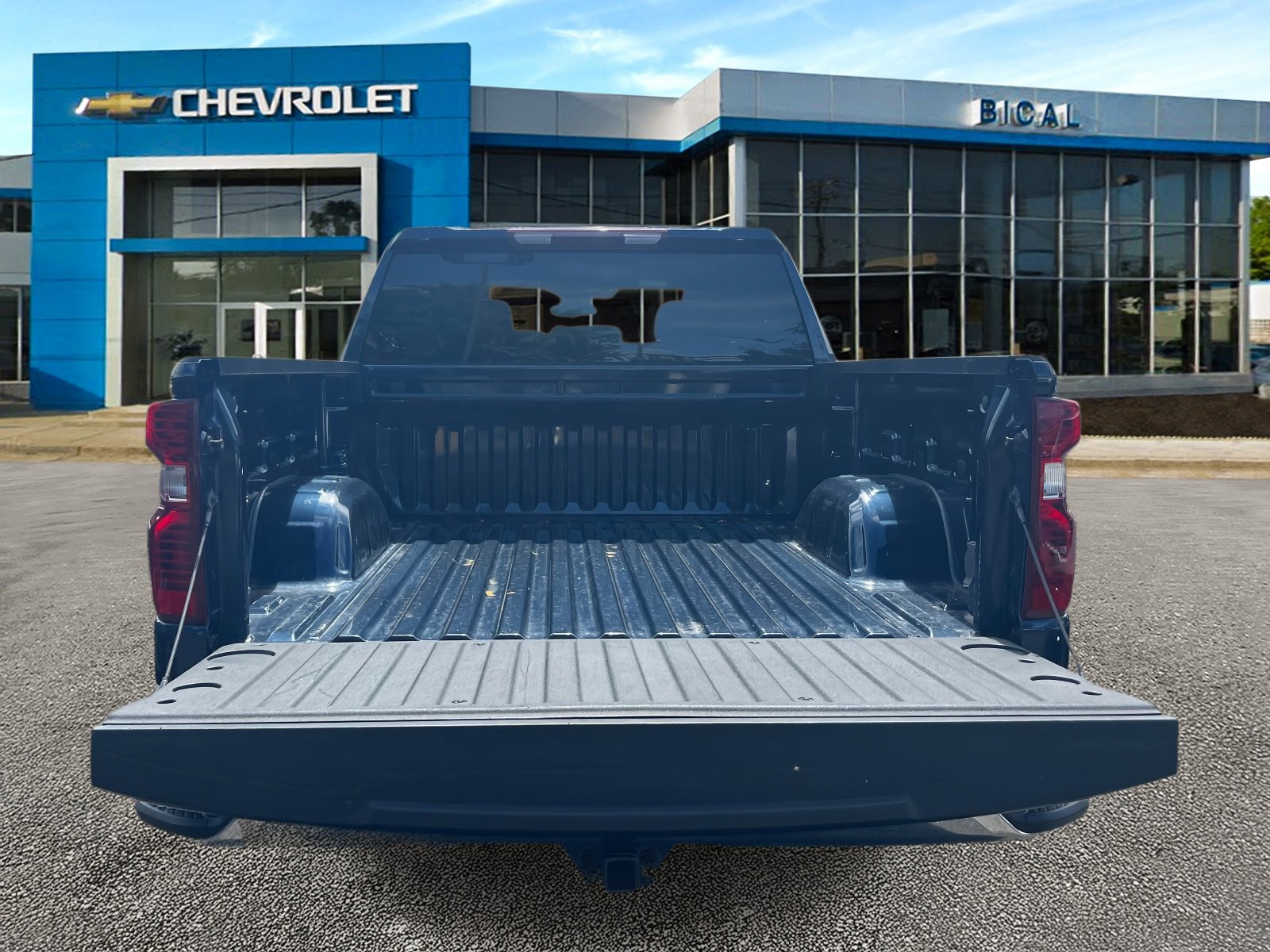 Used 2022 Chevrolet Silverado 1500 LT image 10