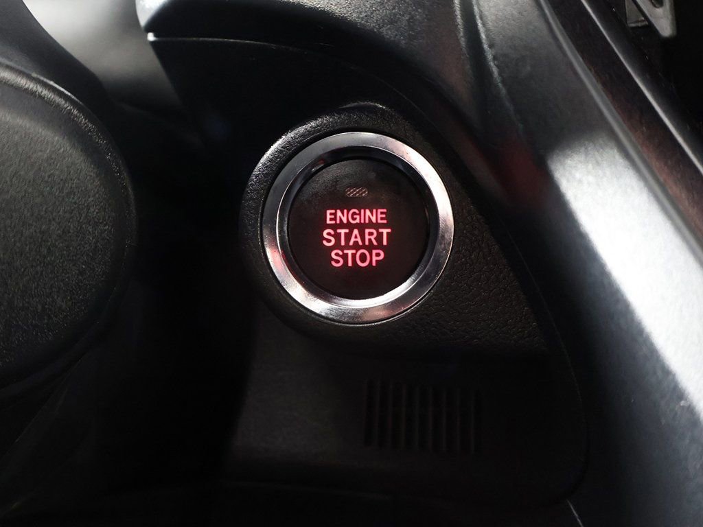 Used 2025 Subaru Forester Premium image 39