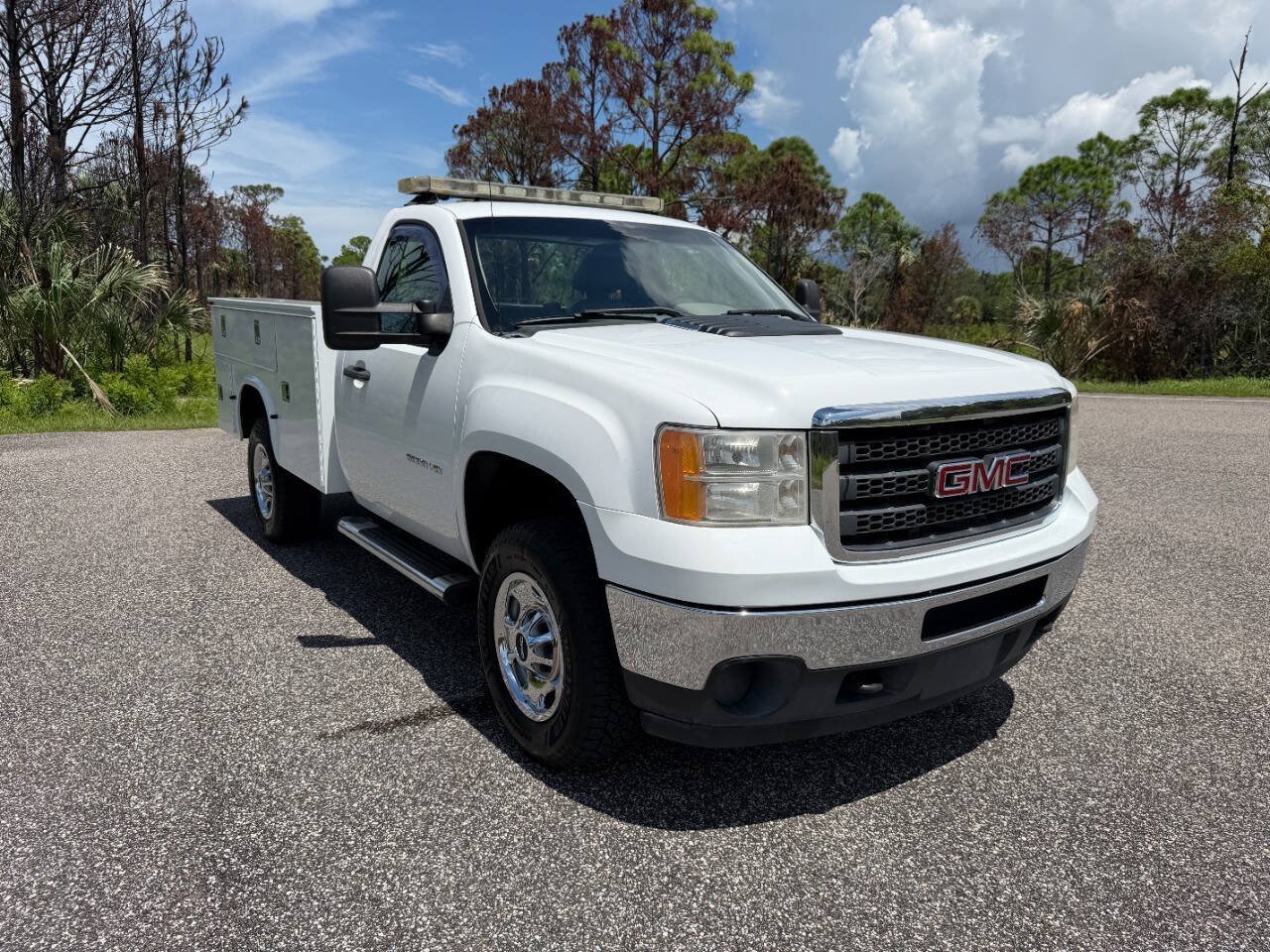 Used 2012 GMC Sierra 2500 W/T AWD/4WD image 15