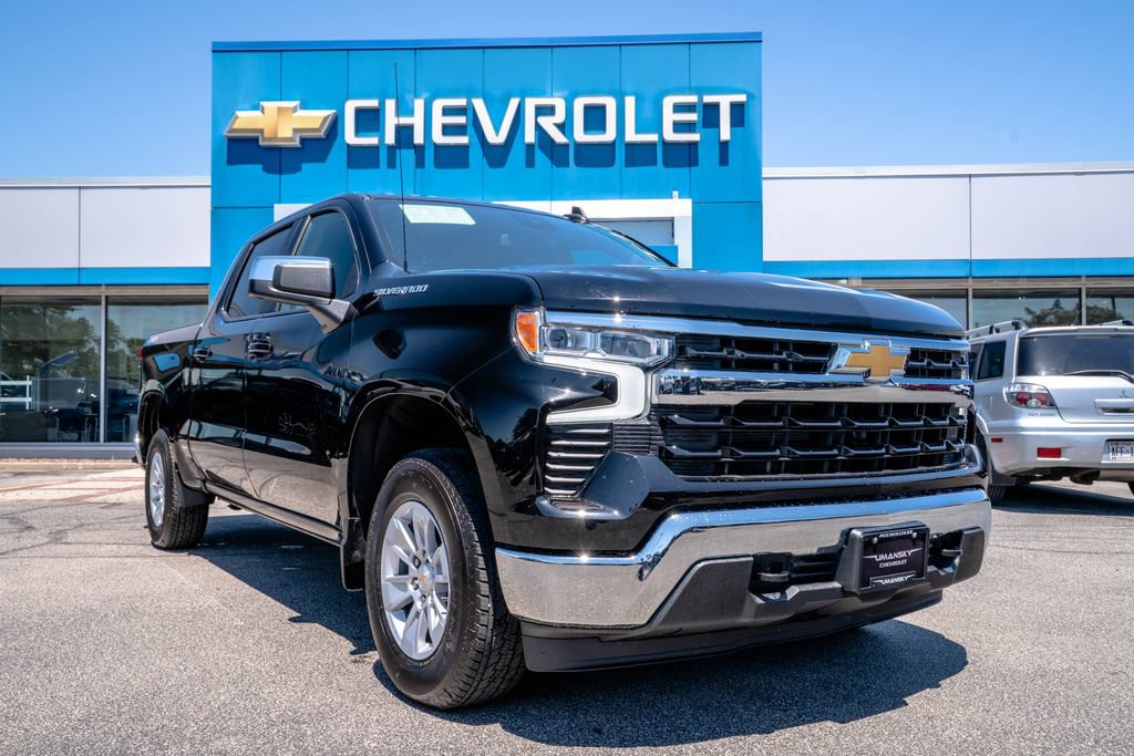 Certified 2025 Chevrolet Silverado 1500 LT AWD/4WD image 1