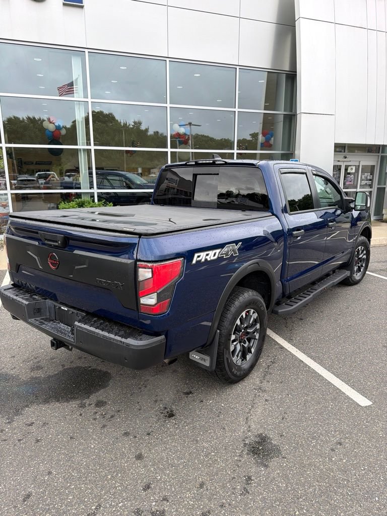 Used 2024 Nissan Titan PRO-4X w/ Pro-4x Convenience Package AWD/4WD image 4