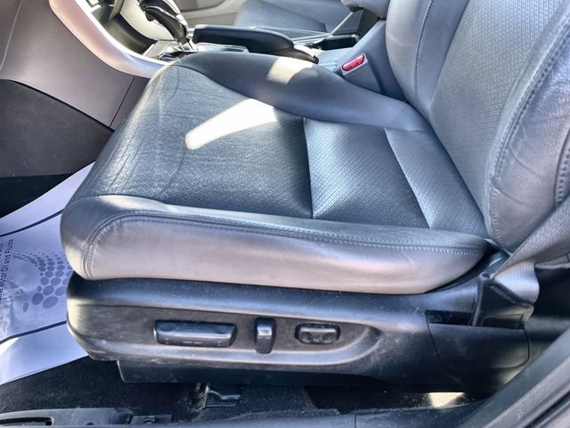 Used 2014 Honda Accord Touring image 16
