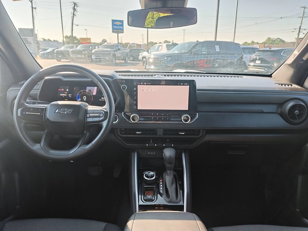 Used 2024 Chevrolet Colorado Trail Boss w/ Advanced Trailering Package AWD/4WD image 17