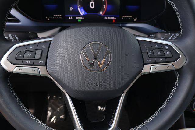 Certified 2023 Volkswagen Taos SE w/ Black Wheel Package FWD image 21