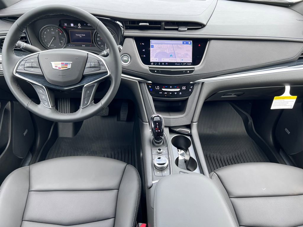 New 2026 Cadillac XT5 Premium Luxury w/ Driver Assist Package AWD/4WD image 2